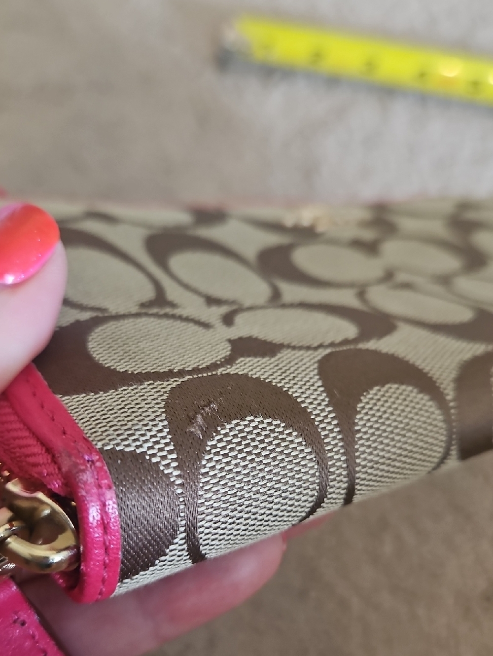 EUC Coach Signature Continental Wallet in Khaki/Brown with Pink Trim - Picture 12 of 16